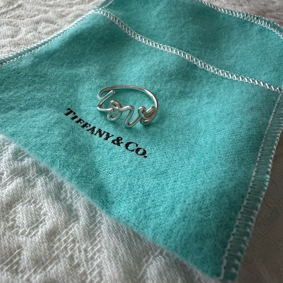 Tiffany & Co. Jewelry - Tiffany & Co. Paloma’s Graffiti Love ring